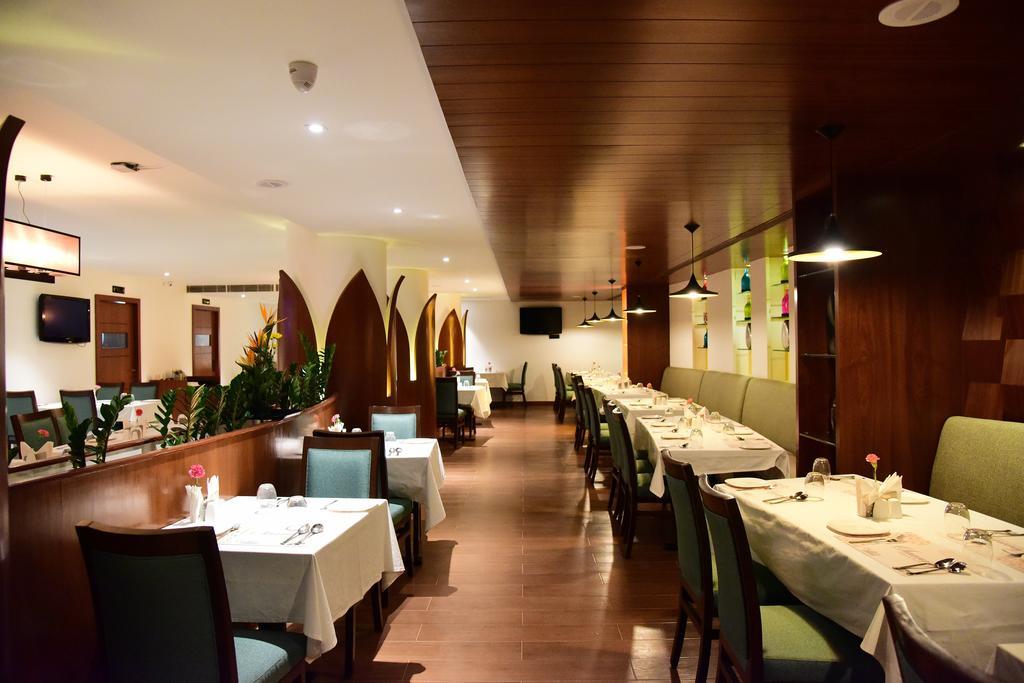 The Royal Comfort Bangalore Luaran gambar