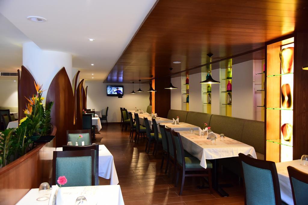 The Royal Comfort Bangalore Luaran gambar